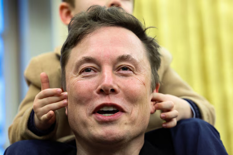 Προειδοποίηση Μασκ για τη δημογραφική κρίση στην Ευρώπη: «Πρέπει να κάνετε μεγάλες οικογένειες ή θα συνεχίσετε να πεθαίνετε»