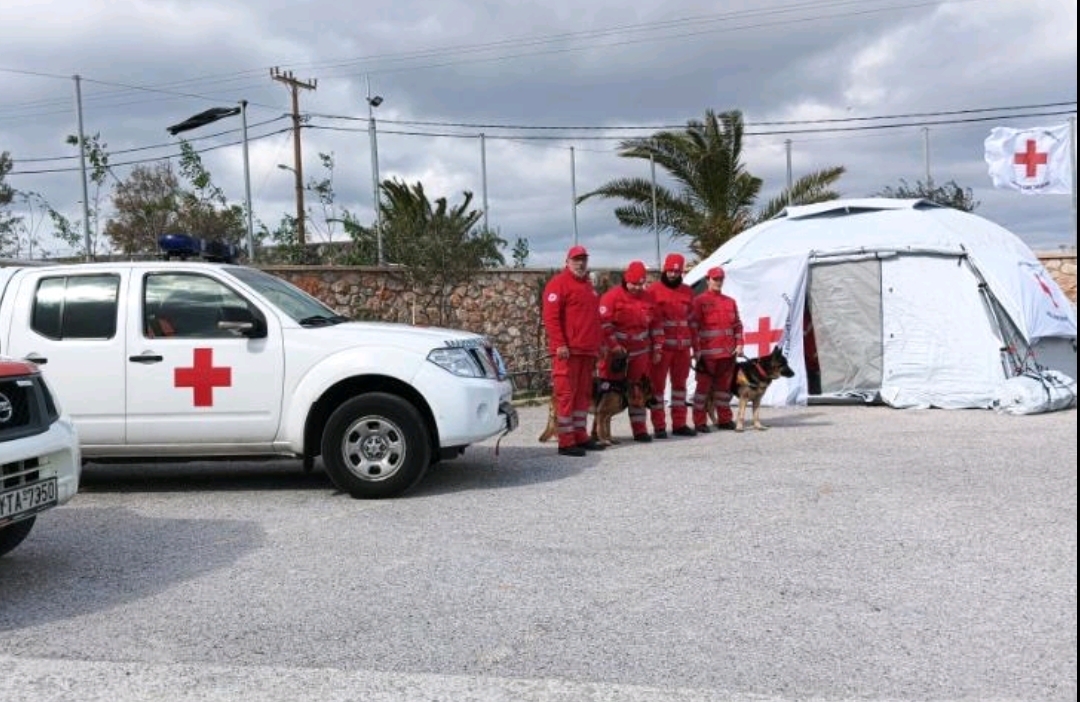 Στη Σαντορίνη ειδικά κλιμάκια του Ερυθρού Σταυρού – Παροχή πρώτων βοηθειών ψυχικής υγείας στους κατοίκους