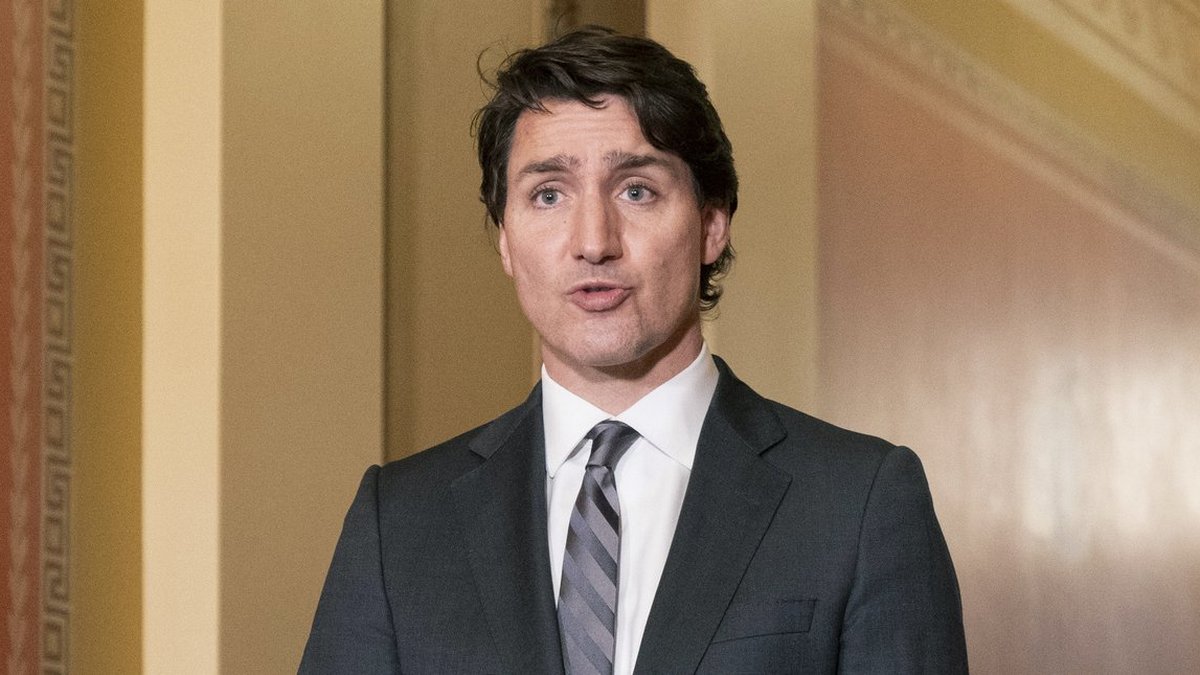 Καναδάς: Έτοιμος για αντίποινα στους δασμούς του Τραμπ – Βάζει φόρους σε πετρέλαιο, φυσικό αέριο και Tesla