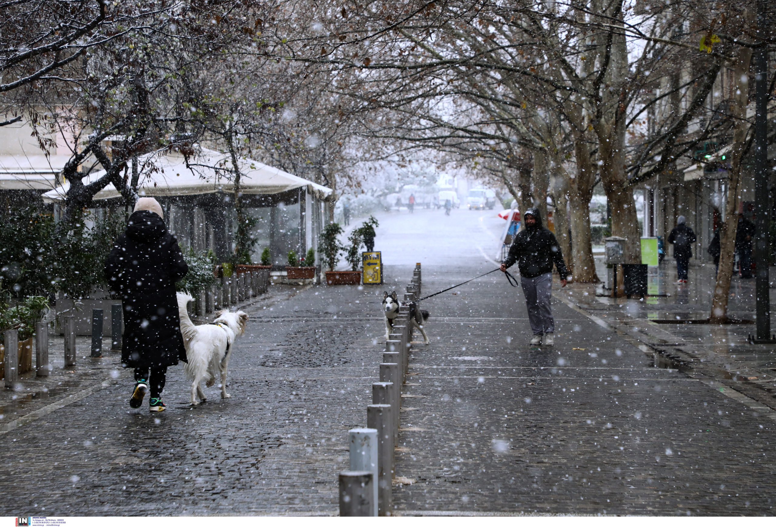 Καιρός: Έρχεται νέα ψυχρή εισβολή αυτή την εβδομάδα – Τσικνοπέμπτη με τσουχτερό κρύο, καταιγίδες και χιόνια και στην Αττική