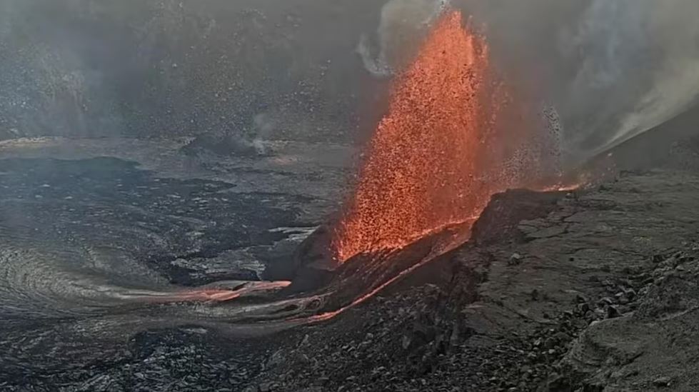Χαβάη: Συγκλονιστικά βίντεο από το ηφαίστειο Κιλαουέα