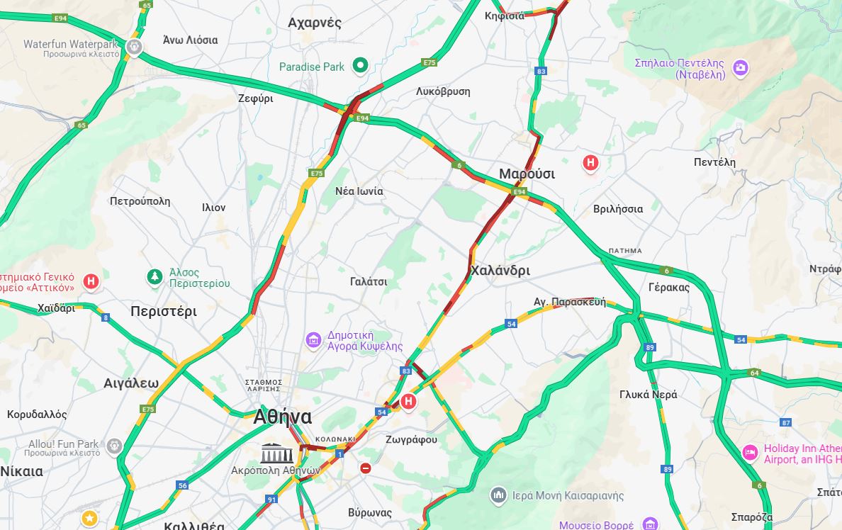 Καθυστερήσεις στην Αττική Oδό έπειτα από τροχαίο – Δείτε live την κίνηση 