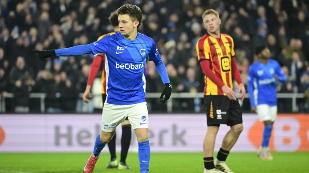 Jupiler League: Απέφυγε την γκέλα η Γκενκ – Εκ των κορυφαίων ο Κώστας Καρέτσας