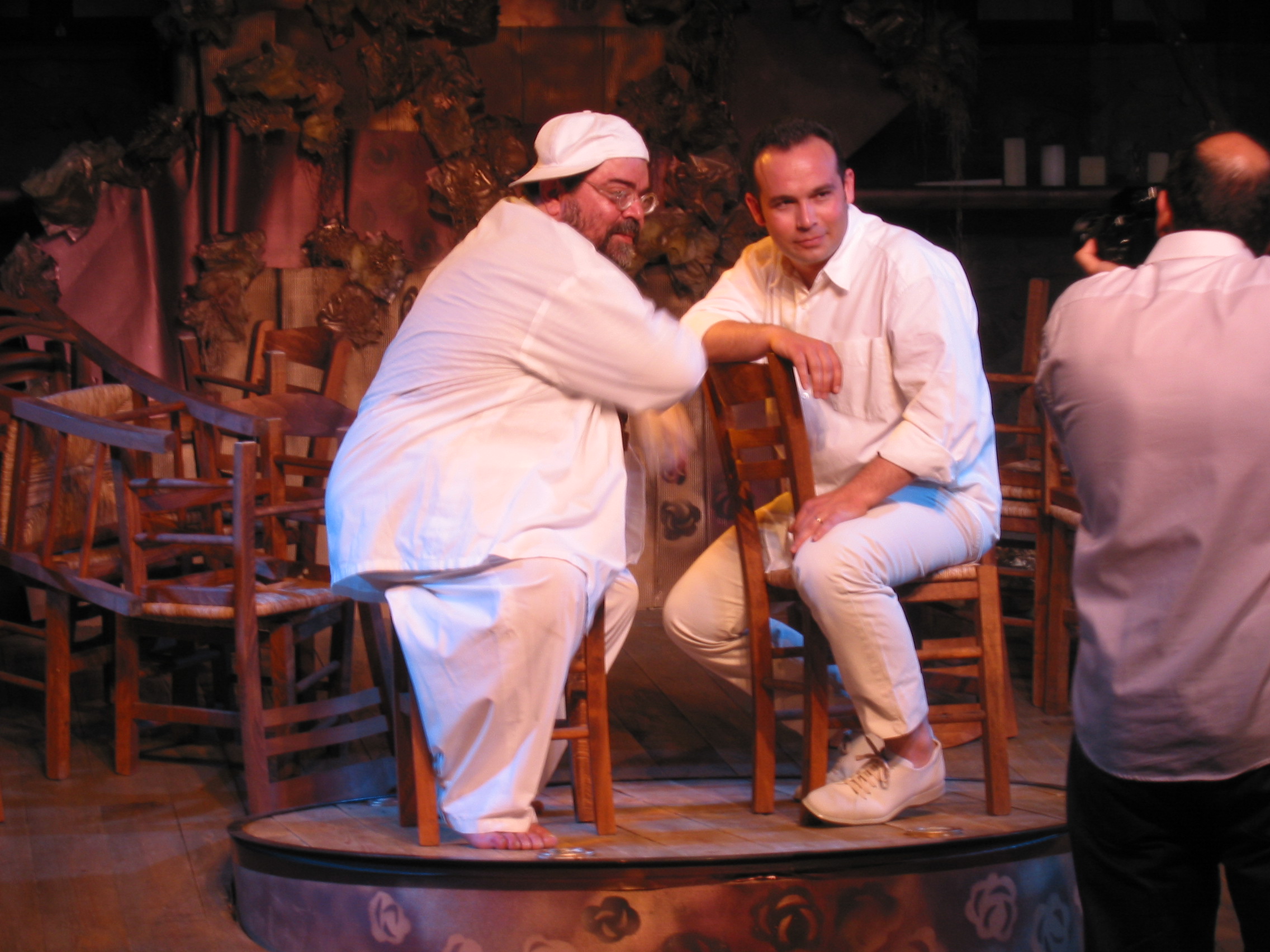 Κώστας Μακεδόνας – Σταμάτης Κραουνάκης: Ξανά μαζί στην «Παλιά Φωτογραφία» – Δείτε το videoclip