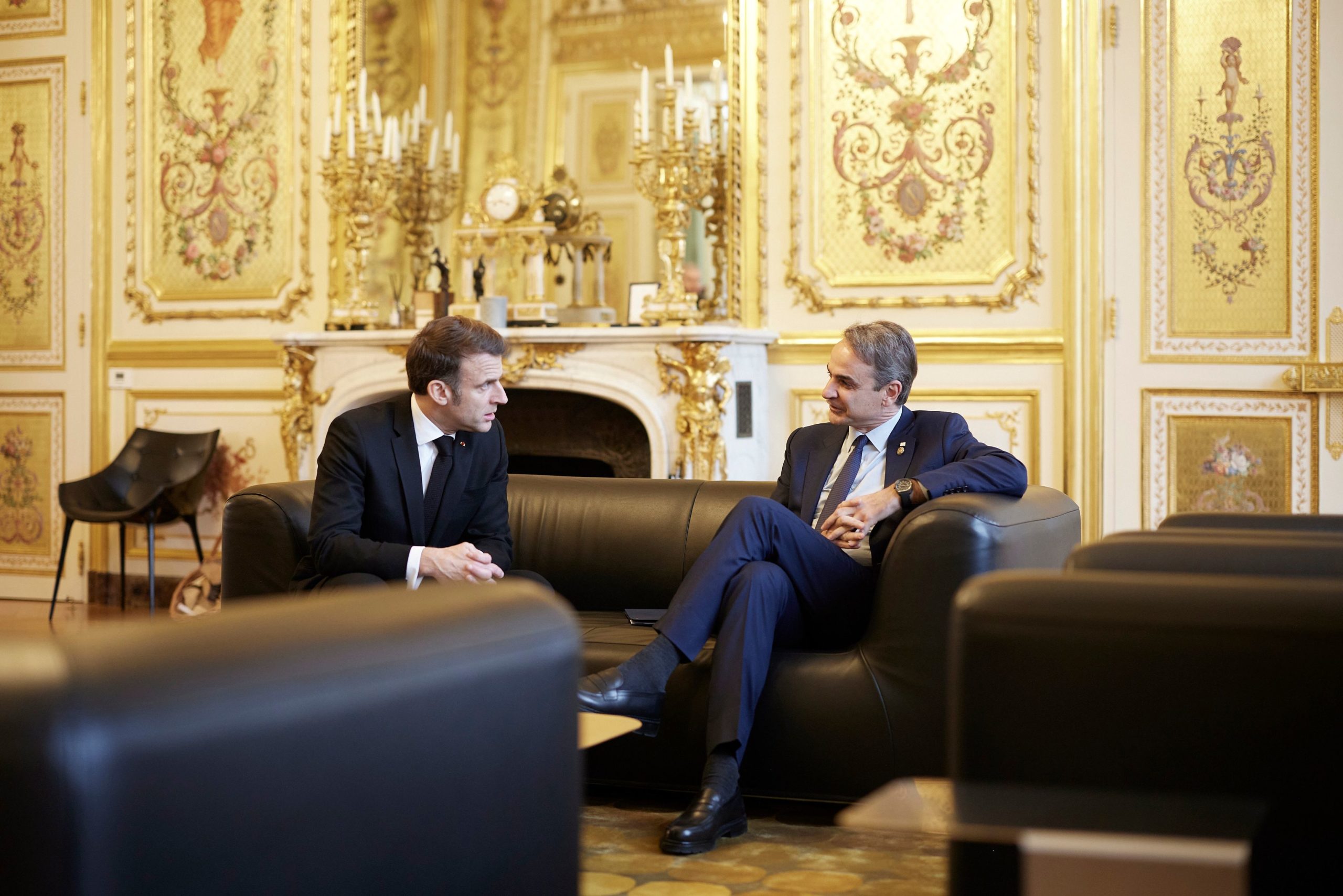 Συνάντηση Μητσοτάκη-Μακρόν στο Παρίσι: Στο «μενού» θέματα άμυνας και ευρωπαϊκής ανταγωνιστικότητας – Τι συμφώνησαν