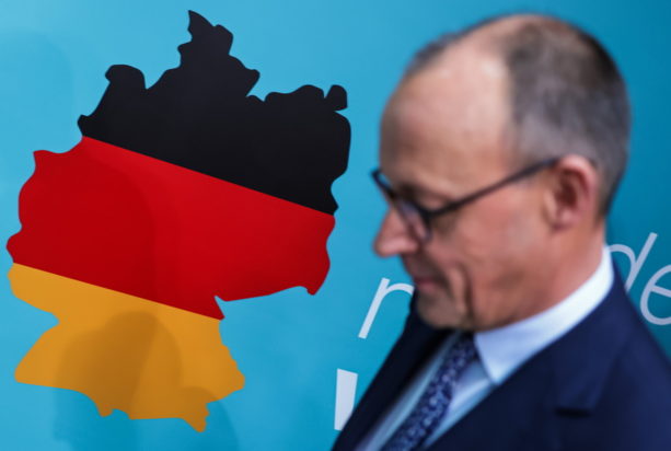 Φρίντριχ Μερτς