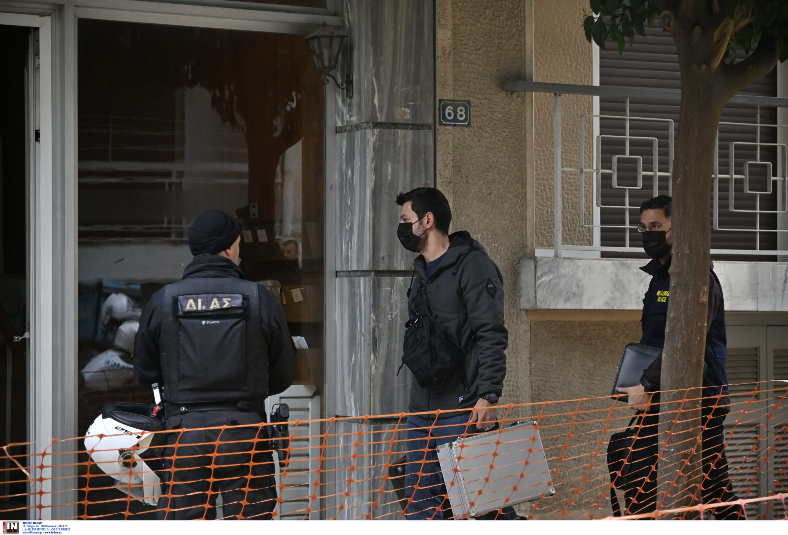 Παγκράτι: «Ήθελα να την λυτρώσω από το κακό» είπε ο 56χρονος που σκότωσε την μητέρα του – Πολλαπλά χτυπήματα στο κεφάλι δέχθηκε η ηλικιωμένη