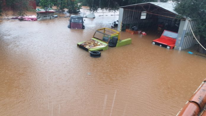 Κεφαλονιά: Μήνυμα από το 112 – «Περιορίστε τις μετακινήσεις σας»