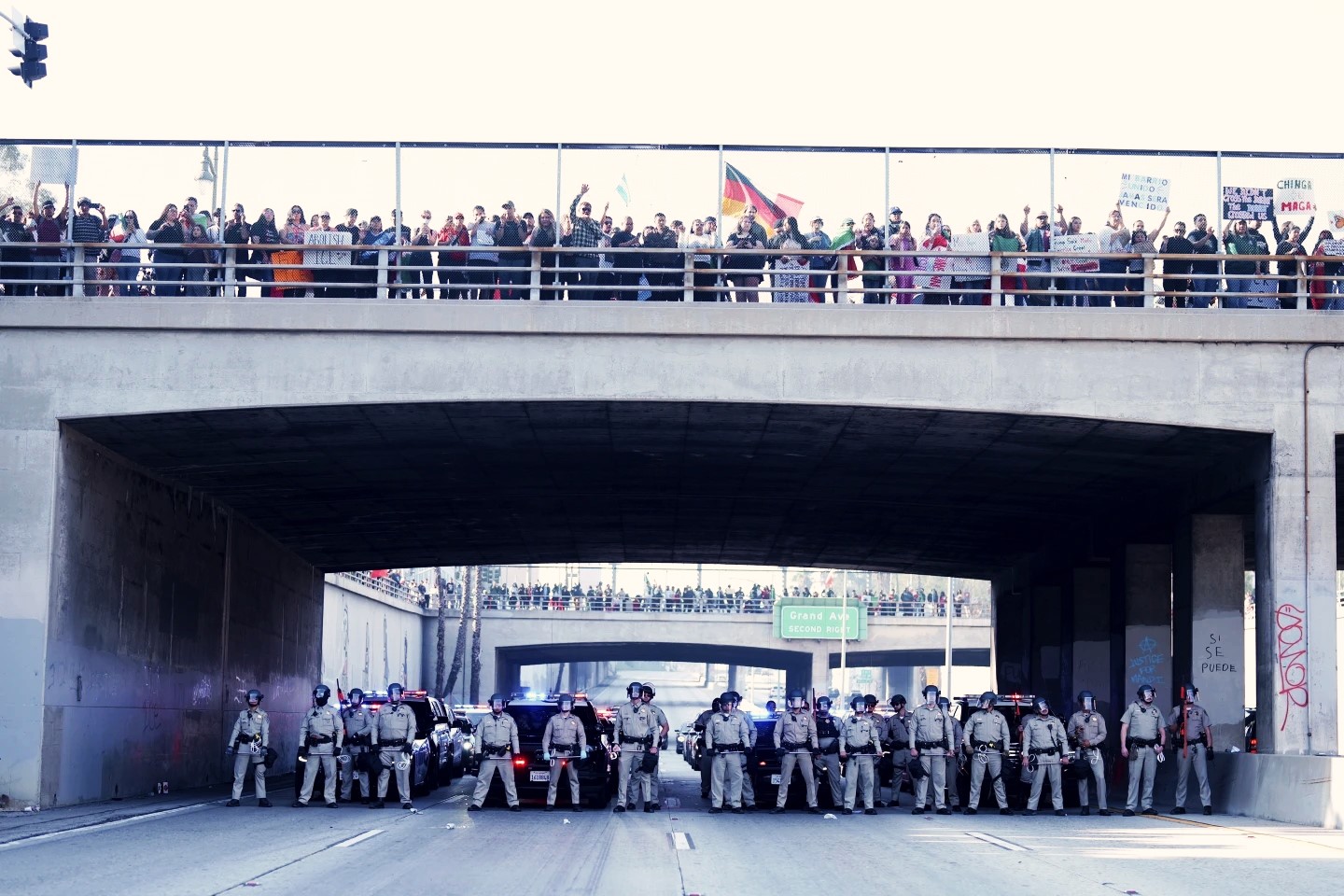ΗΠΑ: Διαδηλώσεις κατά των μαζικών απελάσεων και του Ντόναλντ Τραμπ – «Οι μετανάστες κάνουν την Αμερική σπουδαία»