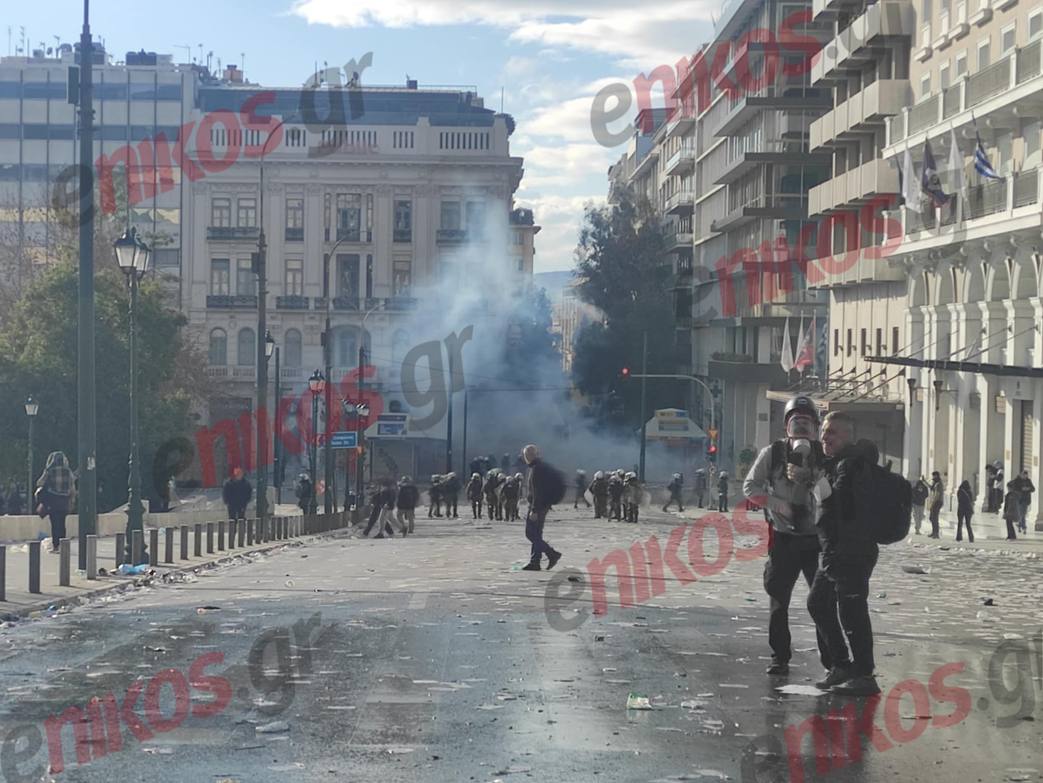 Σύνταγμα αύρες