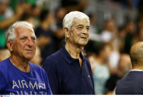 Τάκης Οικονομόπουλος