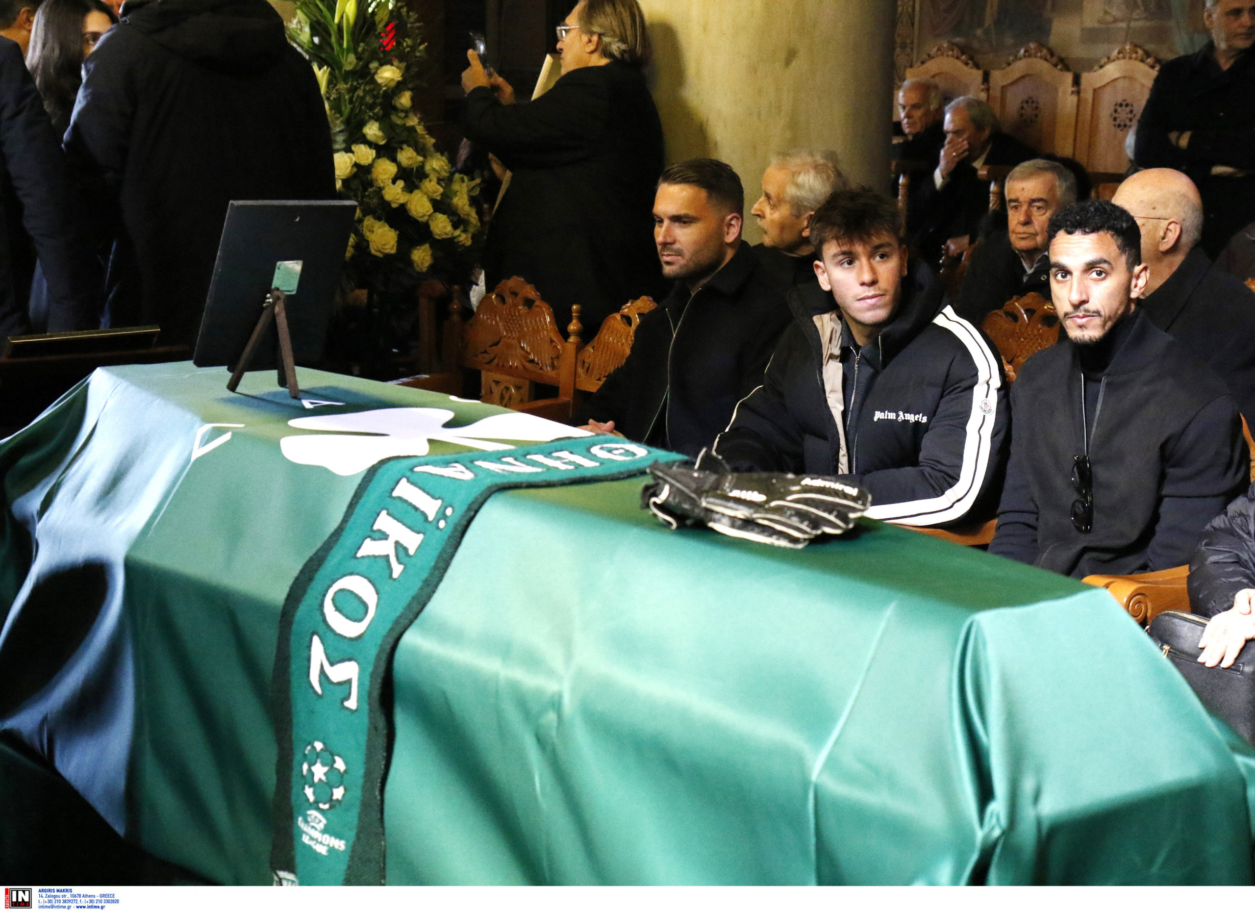 Τάκης Οικονομόπουλος κηδεία