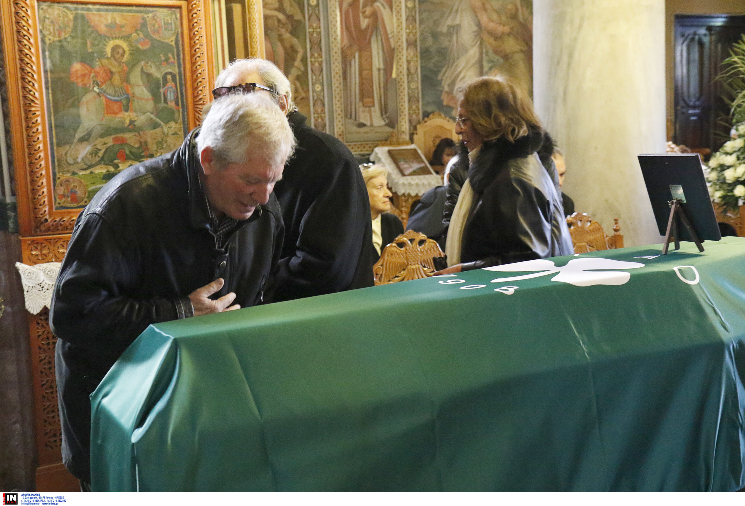 Τάκης Οικονομόπουλος κηδεία