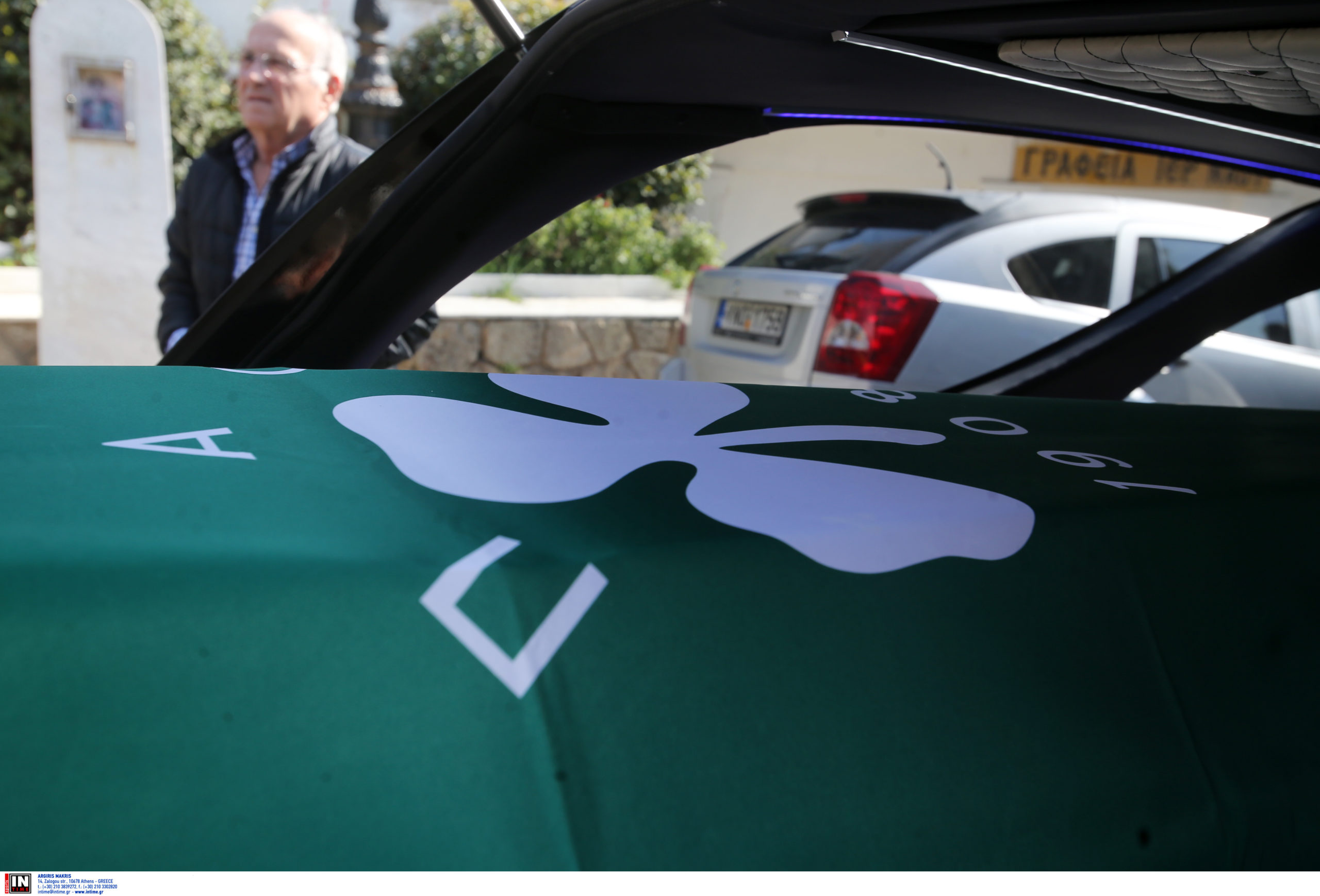 Τάκης Οικονομόπουλος κηδεία