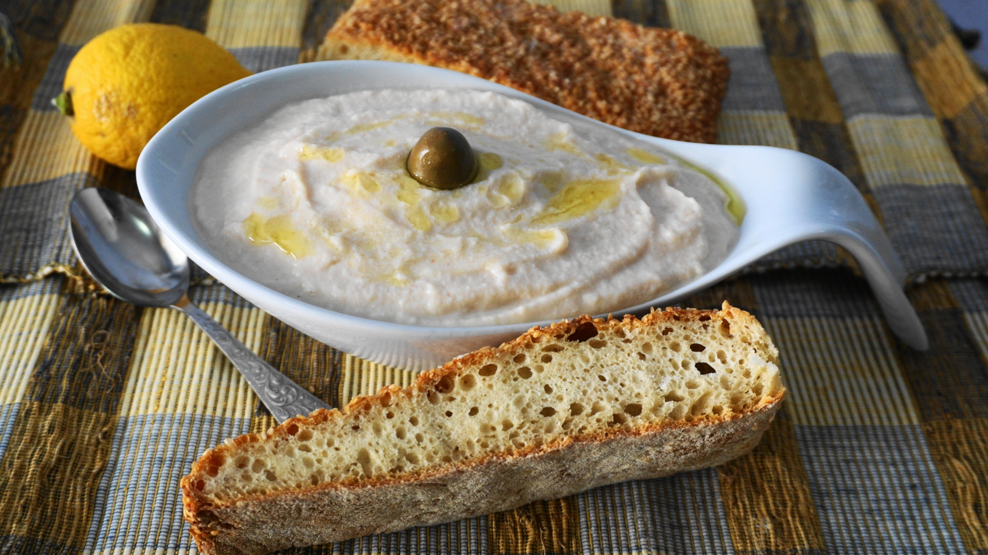 Συνταγή για παραδοσιακή ταραμοσαλάτα