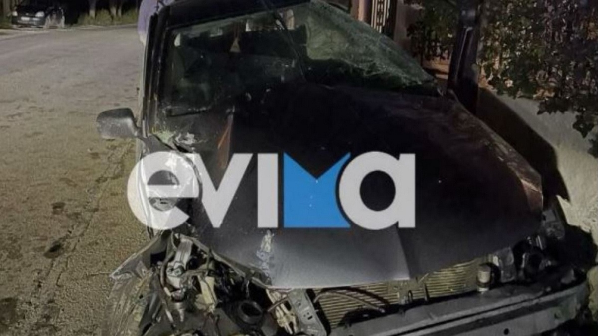 Tροχαίο ατύχημα στην Εύβοια: Αυτοκίνητο προσέκρουσε σε μάντρα σπιτιού – Τραυματίστηκε σοβαρά ο οδηγός