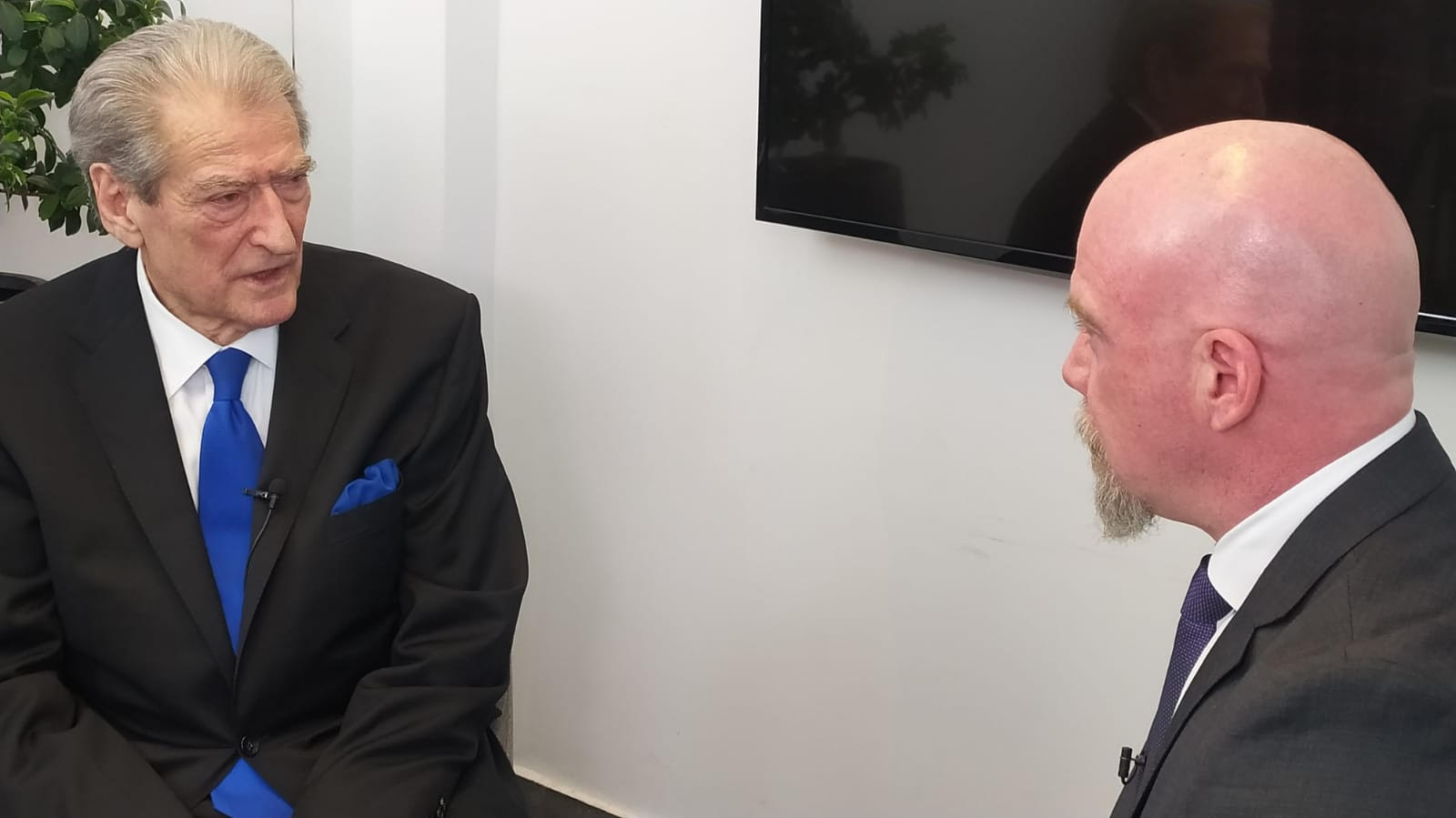 Σαλί Μπερίσα: Ο Ράμα είναι ναρκοδικτάτορας – ναρκοκράτος η Αλβανία – BINTEO