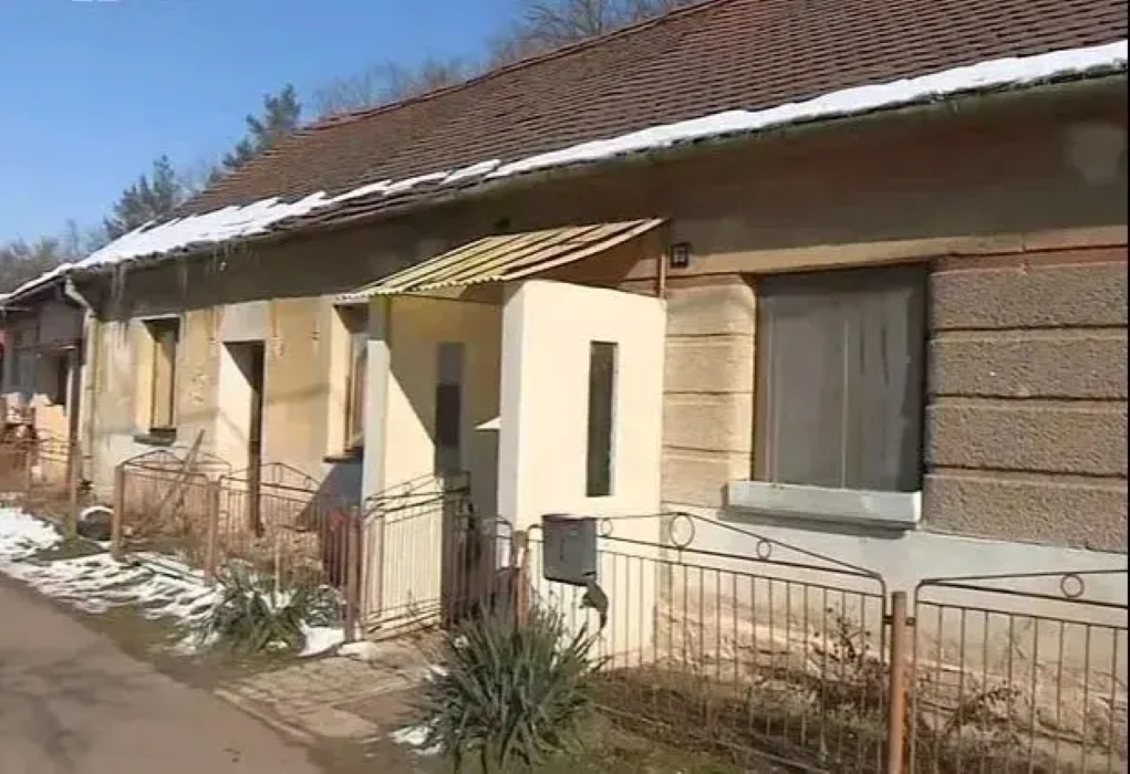 Φρίκη στην Τσεχία: Την βίασε, την αλυσόδεσε και την ανάγκασε να τρώει σαν σκύλος – «Έμοιαζε με κρατούμενη στρατοπέδου συγκέντρωσης»