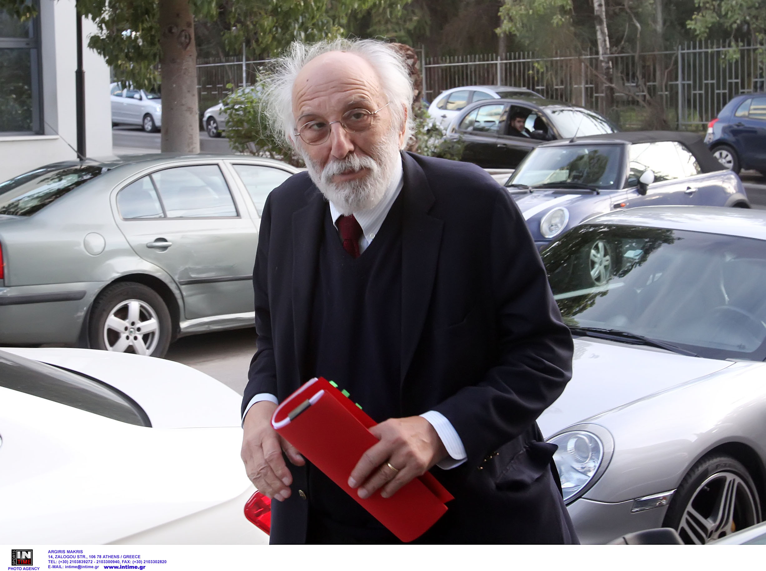 Αλέξανδρος Λυκουρέζος: «Επιστρέφω και είμαι καλά»