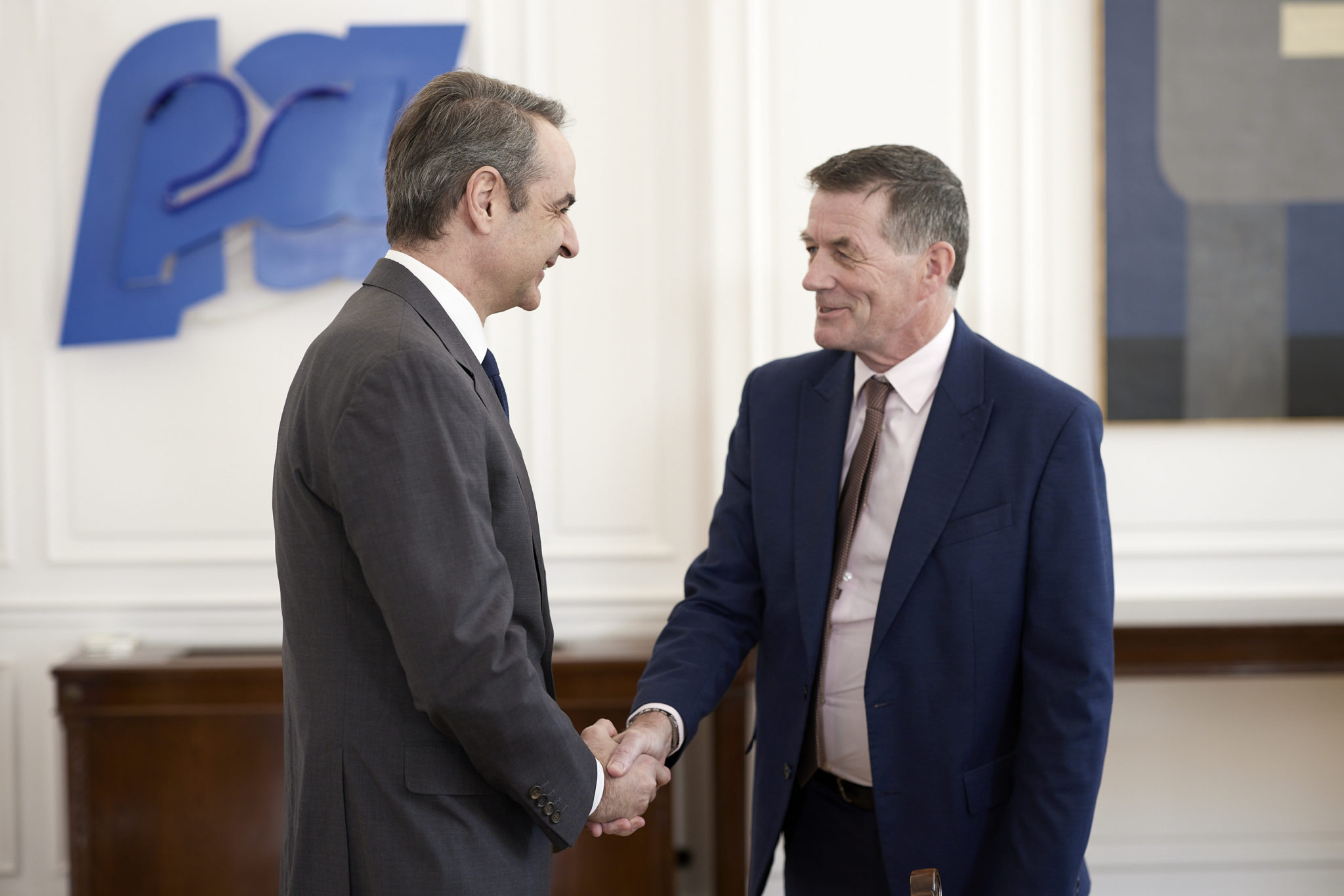 Ο προϋπολογισμός της ΕΕ επί τάπητος στη συνάντηση Μητσοτάκη με τον πρόεδρο του Ευρωπαϊκού Ελεγκτικού Συνεδρίου