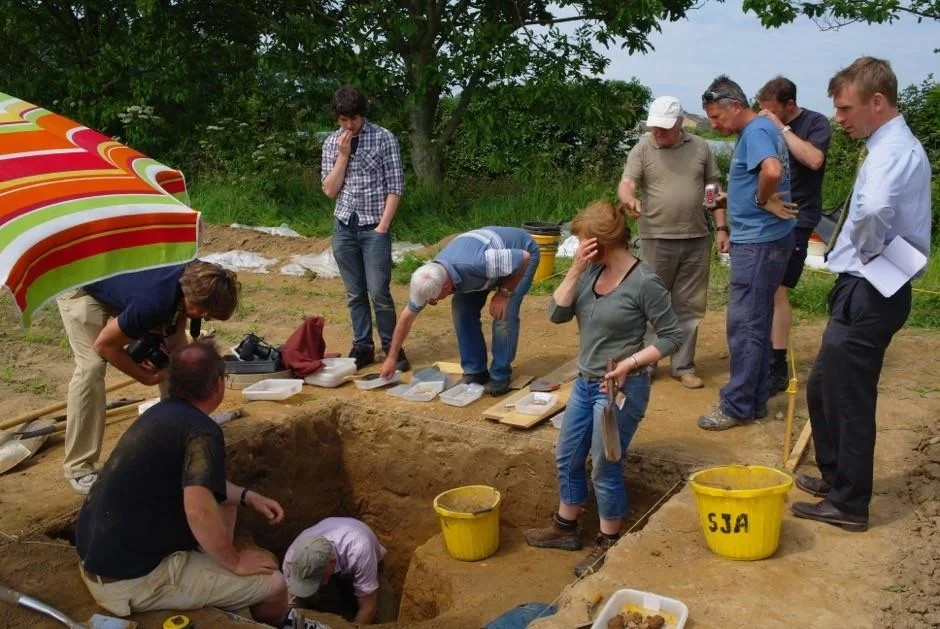 Η ανασκαφή της συλλογής Le Câtillon II.