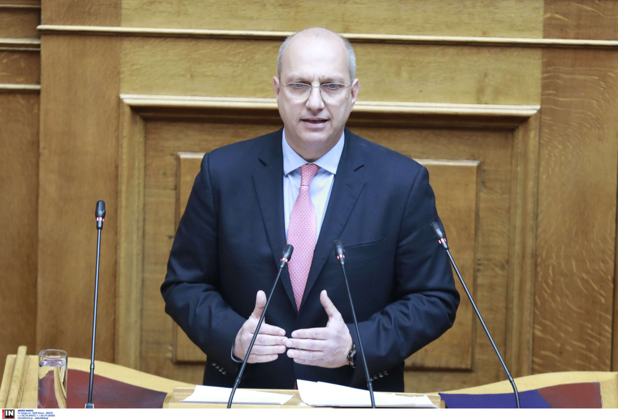 Γιάννης Οικονόμου