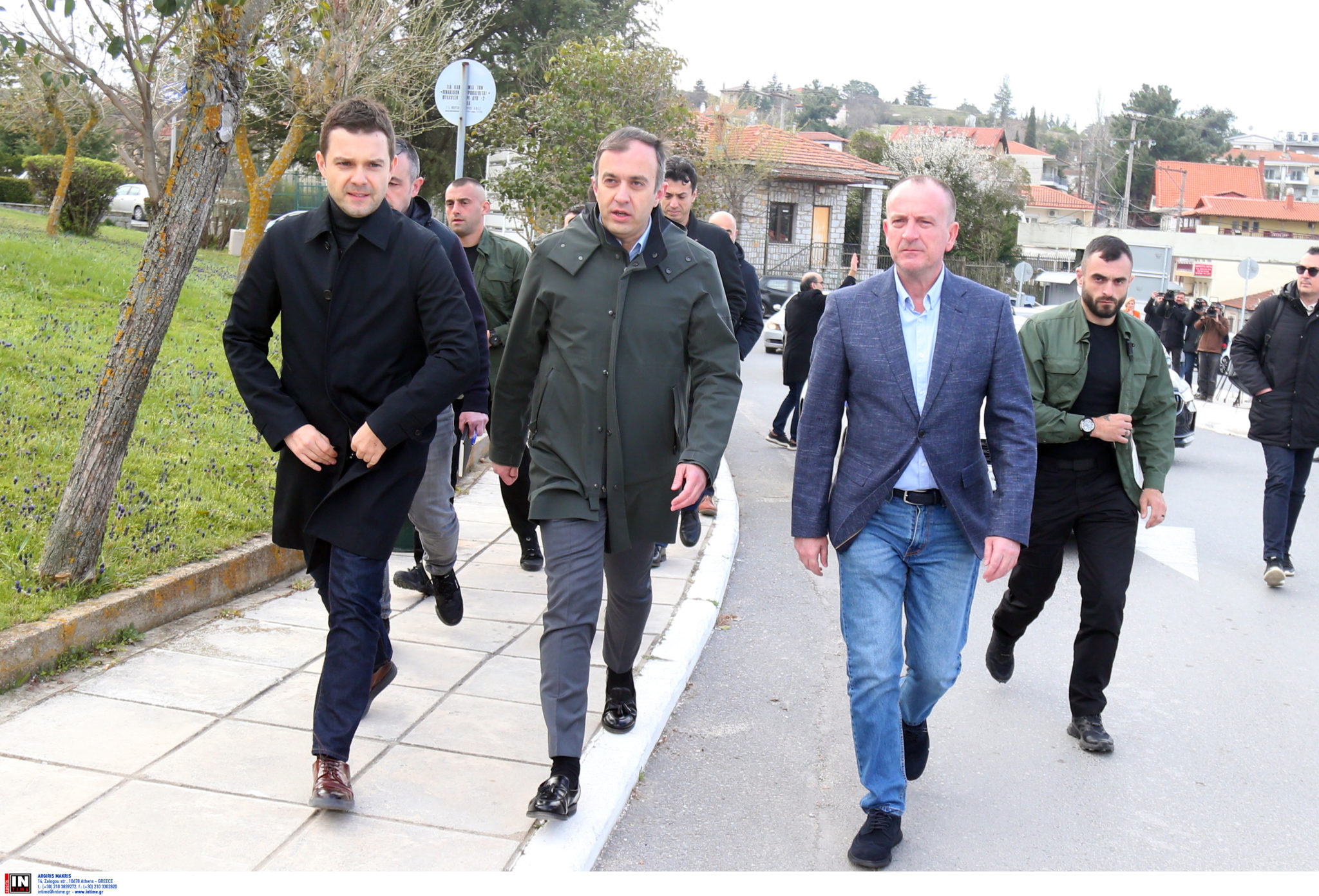 Τάσος Χατζηβασιλείου, Τίμτσο Μουτσούνσκι, Αρμπέν Ταραβάρι,