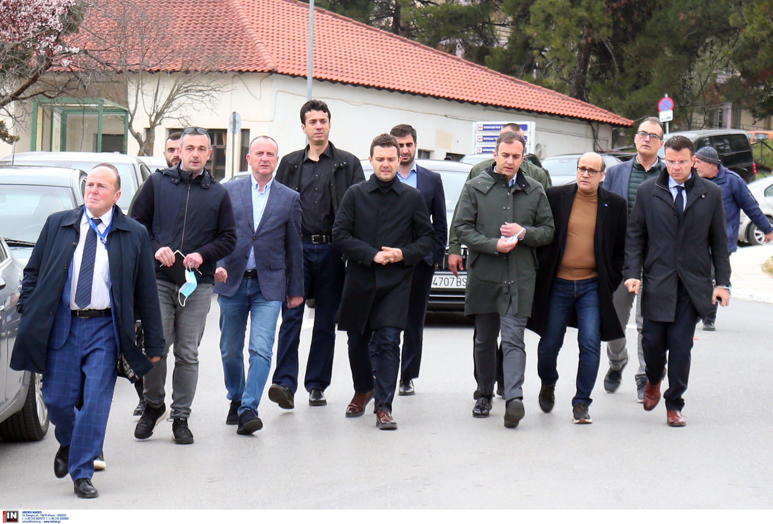 Θεσσαλονίκη: Τους εγκαυματίες στο νοσοκομείο Παπανικολάου επισκέφθηκαν οι υπουργοί Υγείας και Εξωτερικών της Βόρειας Μακεδονίας
