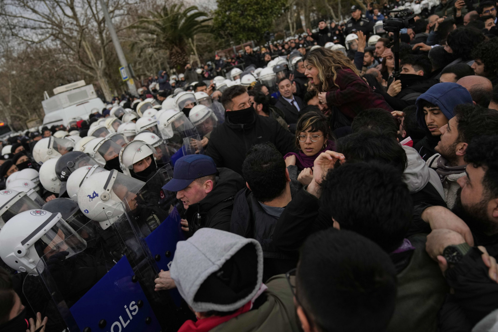 Τουρκία, Κωνσταντινούπολη, επεισόδια