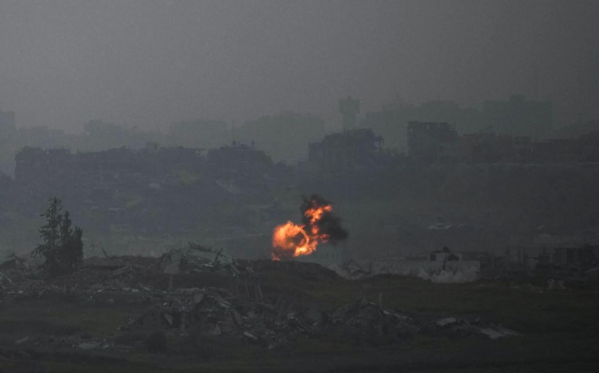 Γάζα: Κατέρρευσε η εκεχειρία – Οι απειλές του Ισραήλ για συνέχιση των βομβαρδισμών και οι παλαιστινιακές αντιδράσεις