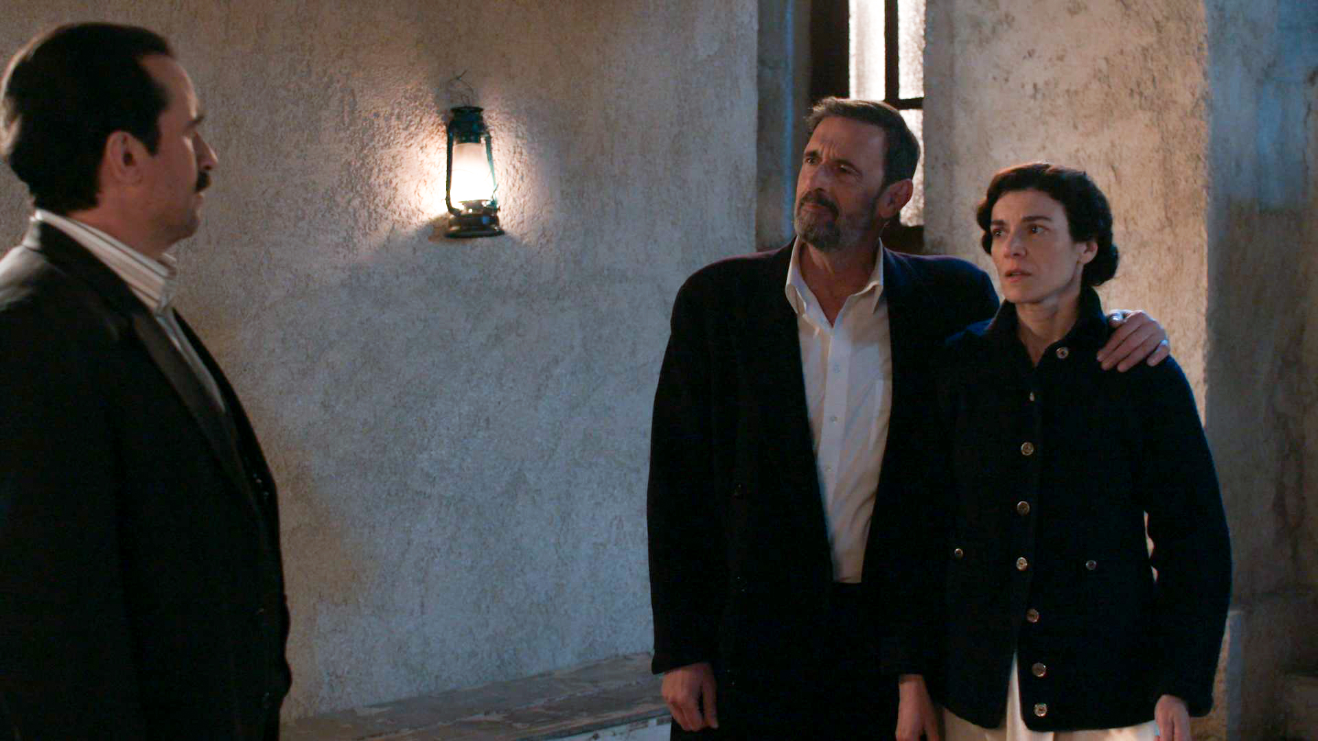 Grand Hotel: Η Θεώνη και ο Χαραλάμπης βρίσκονται σε απελπισία μετά την απρόσμενη επιστροφή του Ιάκωβου