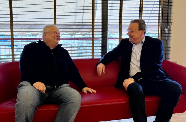 Φάμελλος: Συναντήθηκε με τον επικεφαλής του ΠΡΑΤΤΩ, Νίκο Κοτζιά