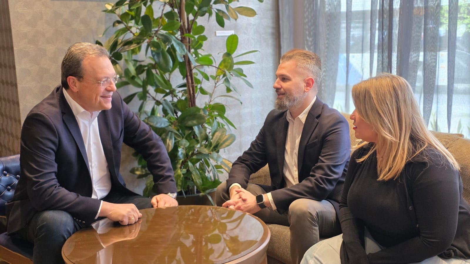 Στην Κ.Ε. του ΣΥΡΙΖΑ Μελίδης και Αντωνοπούλου μετά την αποχώρησή τους από το ΠΑΣΟΚ