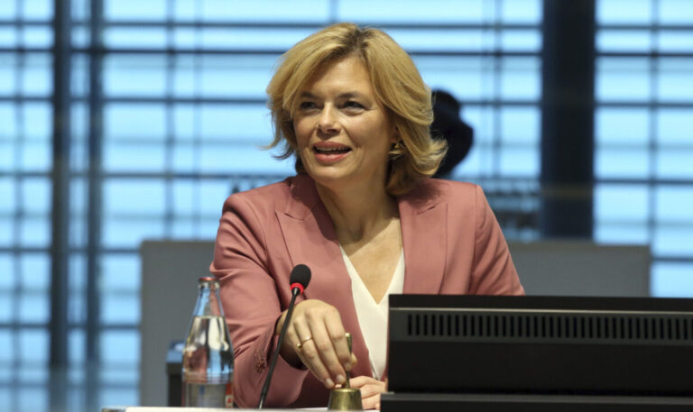 Γιούλια Κλέκνερ