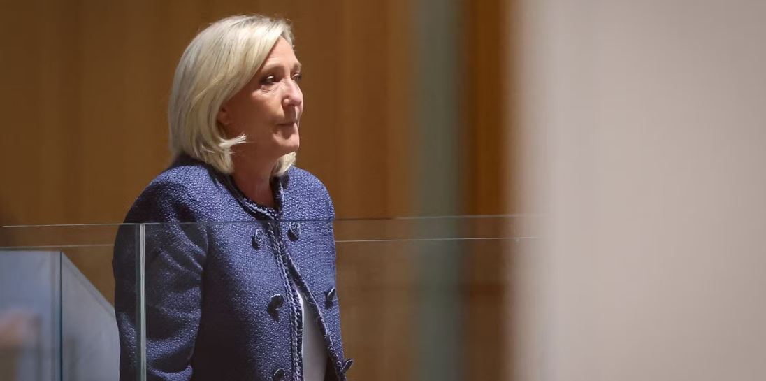 Γαλλία: Πολιτική αναταραχή προκαλεί η καταδίκη της Λεπέν – Στο πλευρό της οι ακροδεξιοί σε όλον τον κόσμο