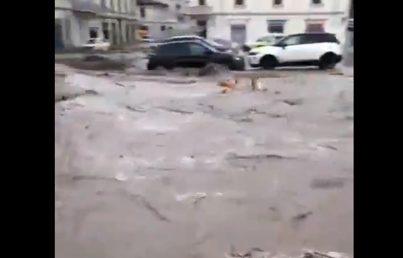 ΠΛΗΜΜΥΡΕΣ ΦΛΩΡΕΝΤΙΑ