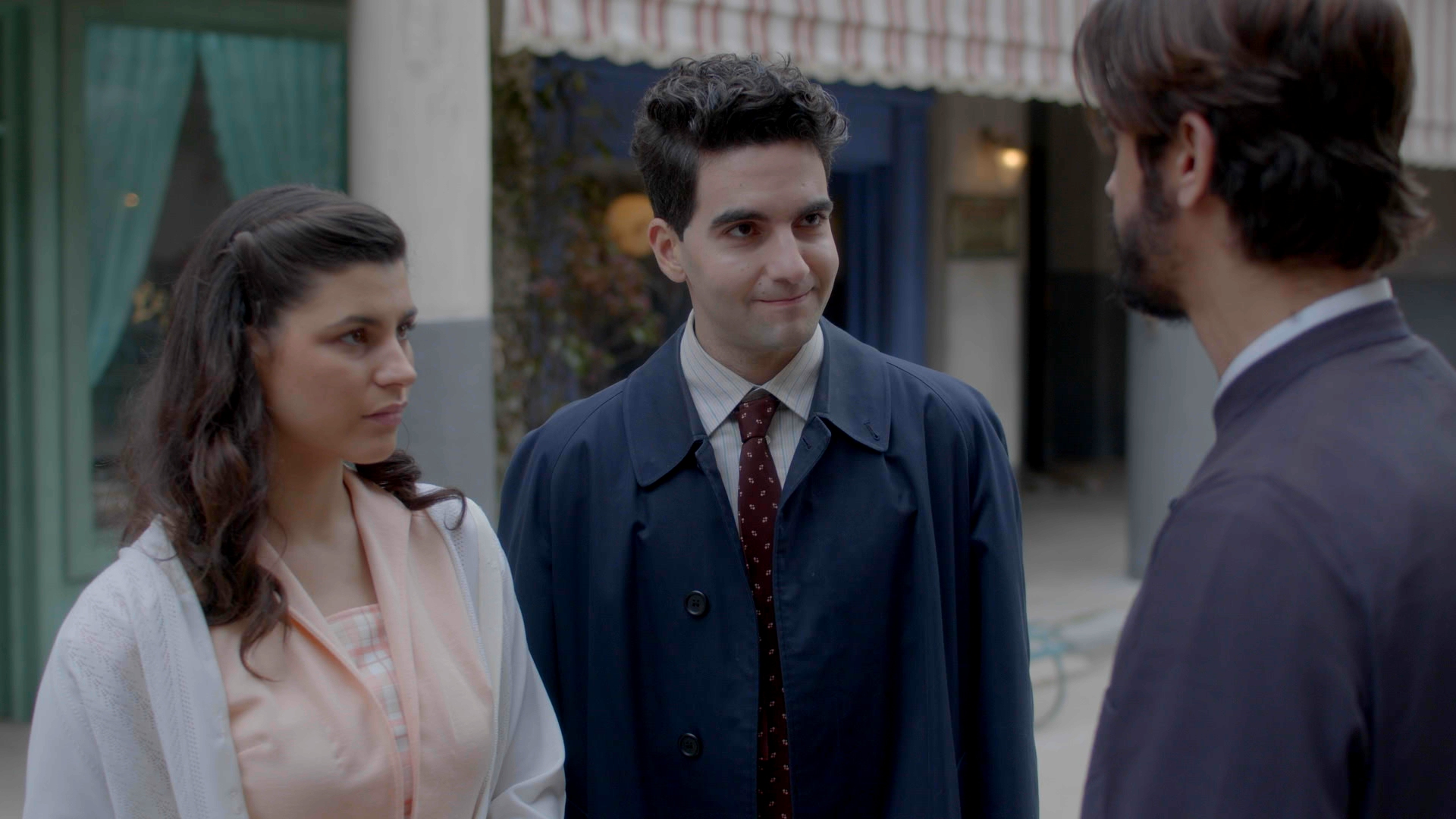 Άγιος έρωτας: Η Βιργινία λέει στη Χλόη την αλήθεια για την Πετρούλα