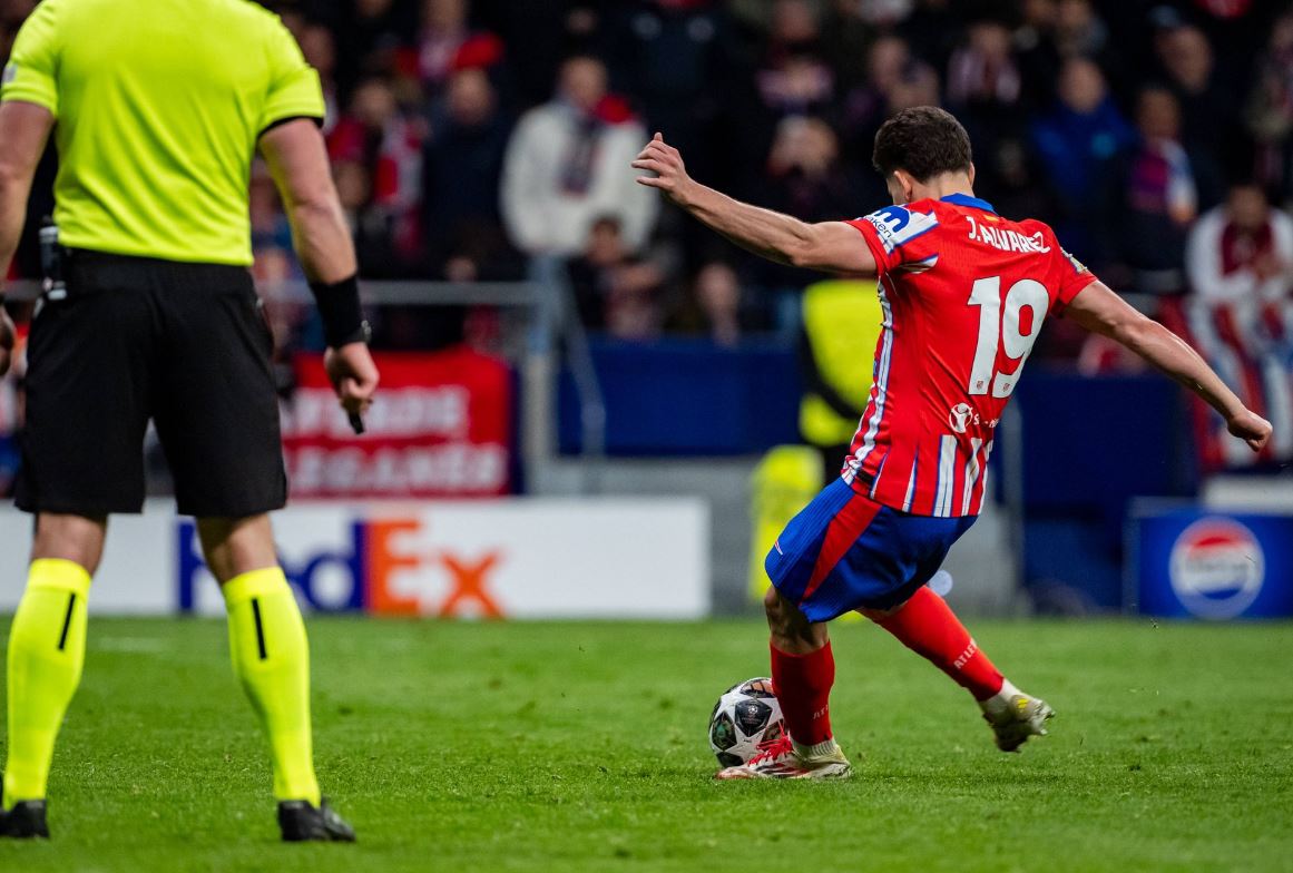 ΑΛΒΑΡΕΣ ΠΕΝΑΛΤΙ