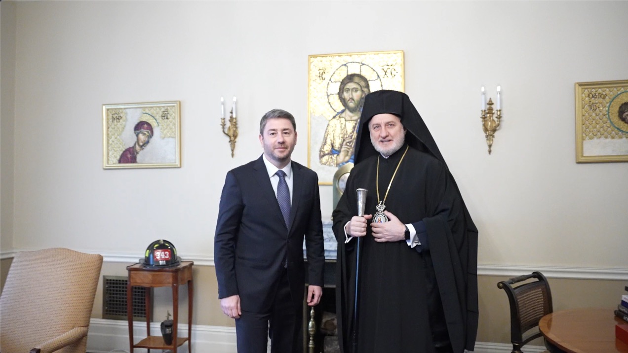 Ανδρουλάκης σε Αρχιεπίσκοπο Αμερικής: «Σας συγχαίρω που θέσατε το ζήτημα της δίκαιης επίλυσης του Κυπριακού στον νέο πρόεδρο των ΗΠΑ»