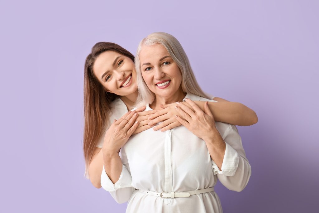 Τα 7 σημάδια ότι οι γονείς σας ήταν συναισθηματικά απόμακροι