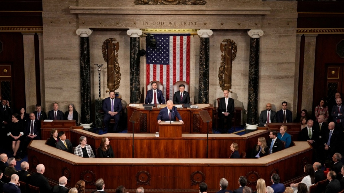 ΗΠΑ: Η Βουλή των Αντιπροσώπων ενέκρινε νομοσχέδιο για τη διατήρηση της χρηματοδότησης των ομοσπονδιακών υπηρεσιών