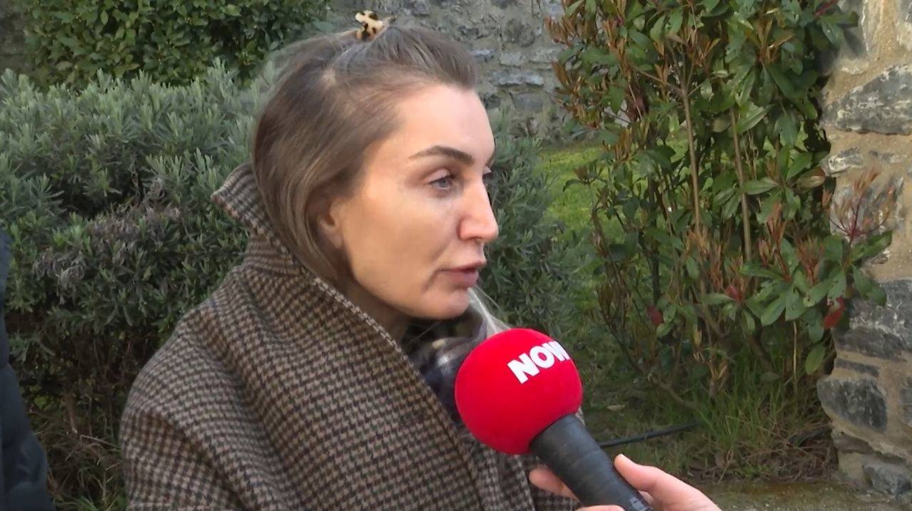 Ιμάμογλου: Τι λένε για τη σύλληψη η σύζυγος και ο γιος του – «Τον πήραν σαν να ήταν τρομοκράτης»