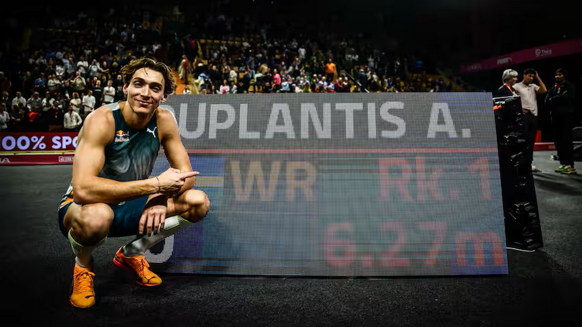 Εξωγήινος Αρμάντ Ντουπλάντις: «Πέταξε» στον ουρανό με άλμα στα 6.27μ. κάνοντας νέο παγκόσμιο ρεκόρ