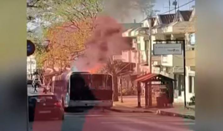 φωτιά λεωφορείο Πεντέλη