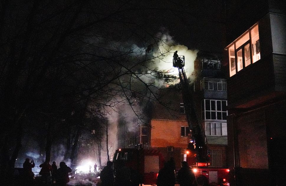 Φονική πυρκαγιά στη Βόρεια Μακεδονία: Στην Ελλάδα θα νοσηλευθούν 18 τραυματίες