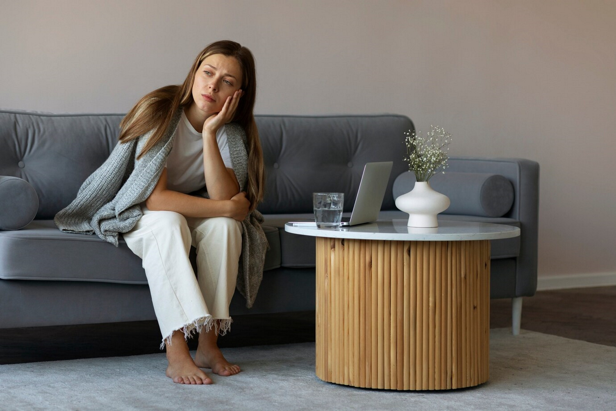 Γυναίκα που διαγνώστηκε με καρκίνο του παχέος εντέρου 4ου σταδίου αποκαλύπτει: «Αυτά ήταν τα 4 συμπτώματα που αγνόησα»