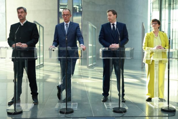 Φρίντριχ Μερτς Μάρκους Σόντερ Λαρς Κλίνγκμπεϊλ Σάσκια Έσκεν