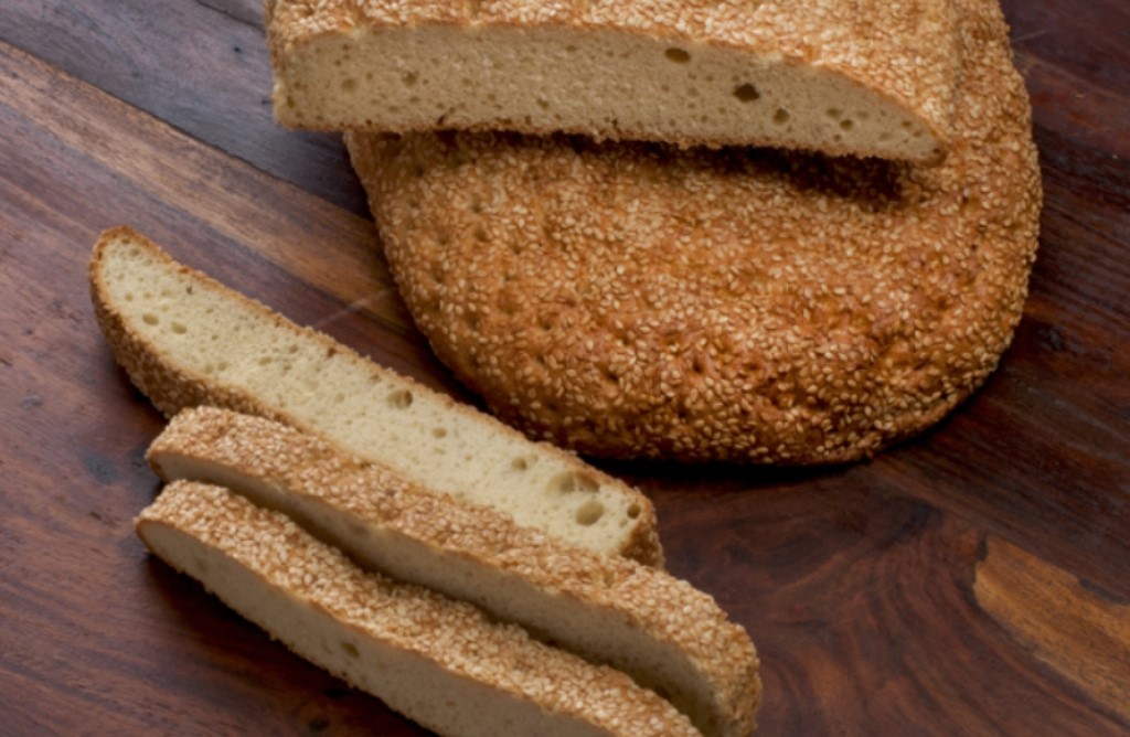 Καθαρά Δευτέρα: Οι δύο λαγάνες που έκλεψαν τις εντυπώσεις – 30 κιλά… σατιρικών μηνυμάτων στην Κοζάνη, 240 κιλά στο Περιστέρι για ρεκόρ Γκίνες