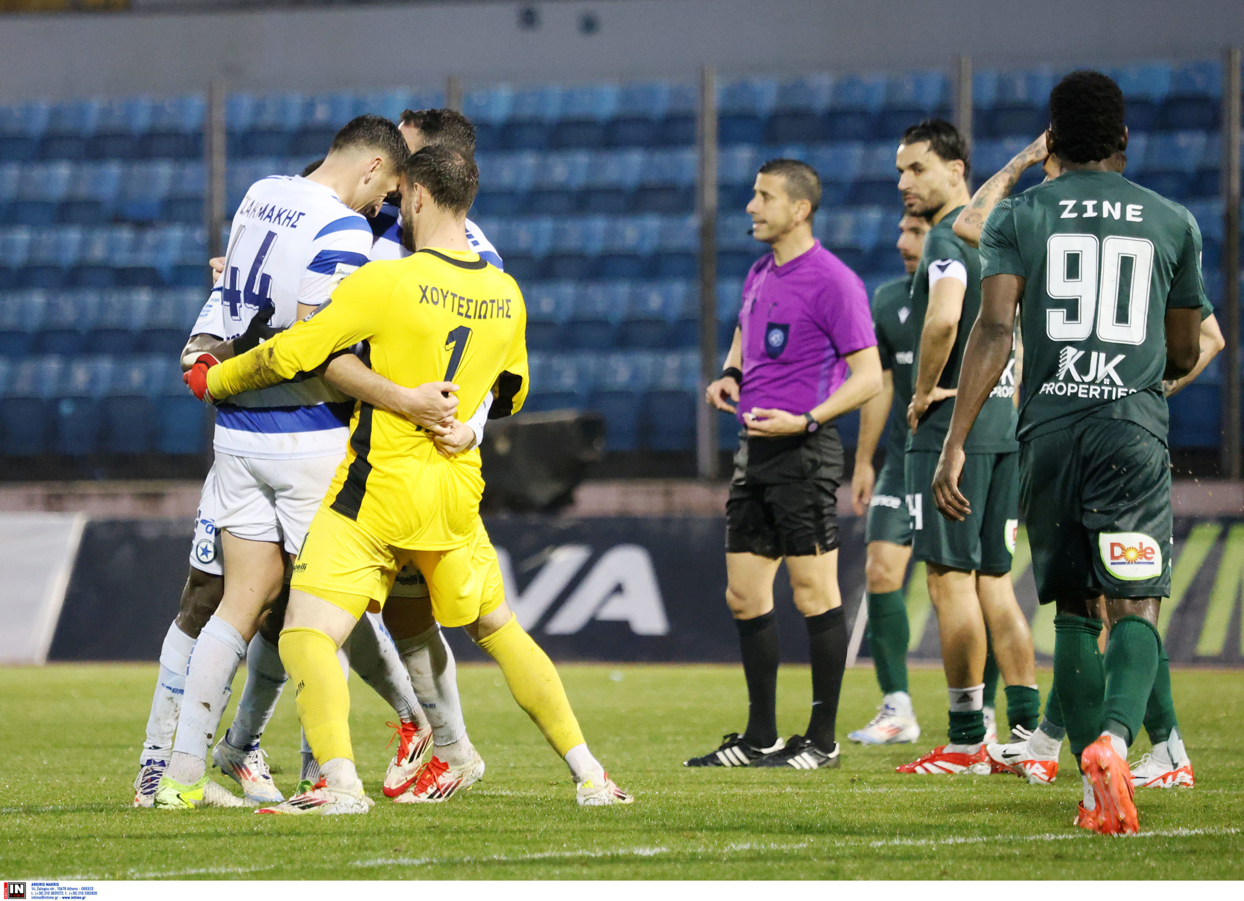 Λεβαδειακός – Ατρόμητος 1-2: Απόδραση από τη Λιβαδειά και «άλμα εισόδου» στα play off