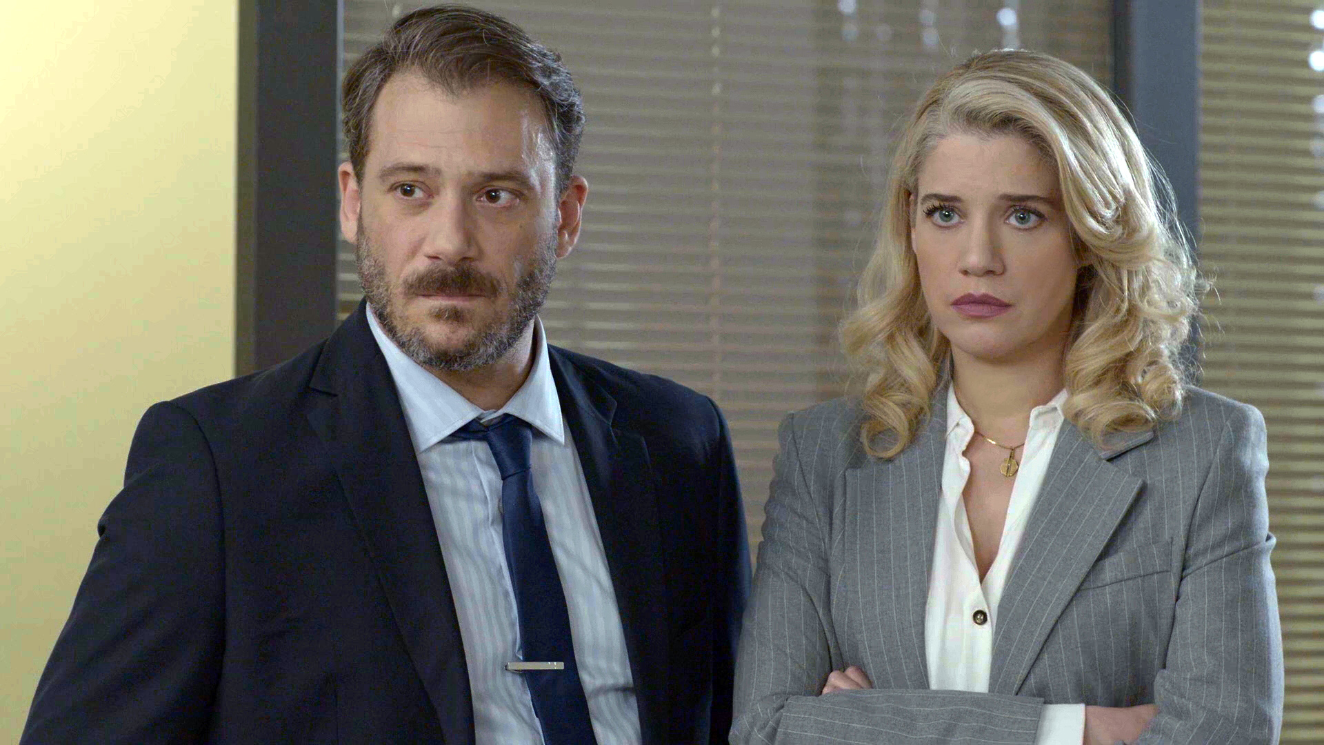 Μαμά στα κρυφά: Η Λίζα συναντά τον άνθρωπο που θα της αλλάξει τη ζωή και αυτός δεν είναι ο Πάνος